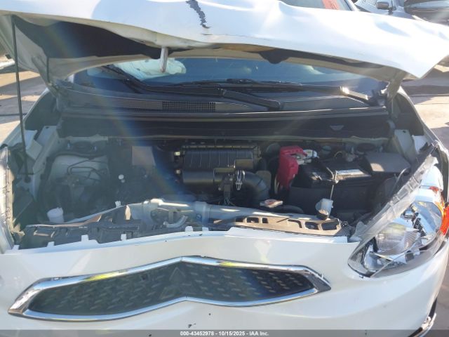 Mitsubishi Mirage Es Image 15