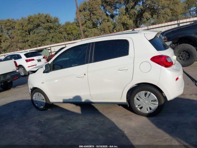 Mitsubishi Mirage Es Image 13