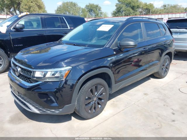 Volkswagen Taos 1.5t S Image 15