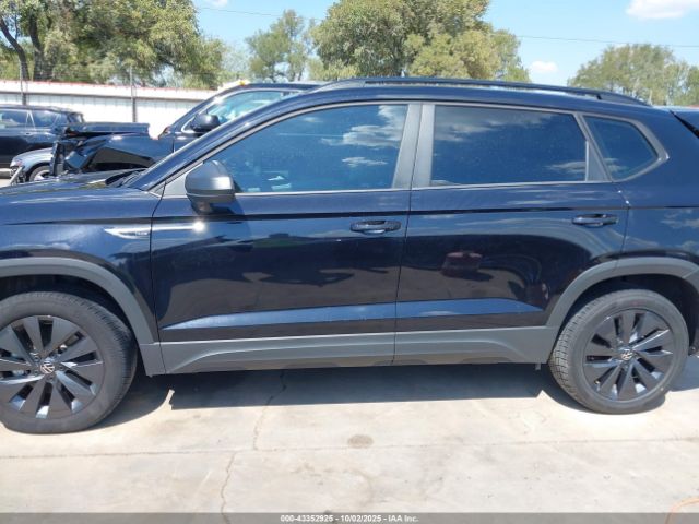 Volkswagen Taos 1.5t S Image 8