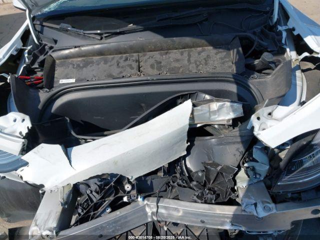 Tesla Model Y Image 12