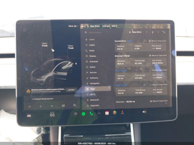 Tesla Model 3 Image 10