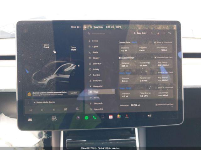 Tesla Model 3 Image 10