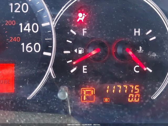 Nissan Altima 2.5 Image 8