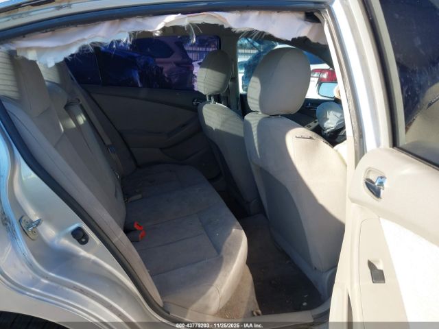 Nissan Altima 2.5 Image 7