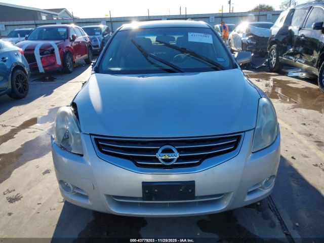 Nissan Altima 2.5 Image 17