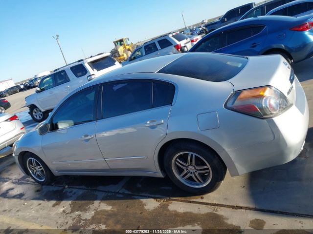 Nissan Altima 2.5 Image 14