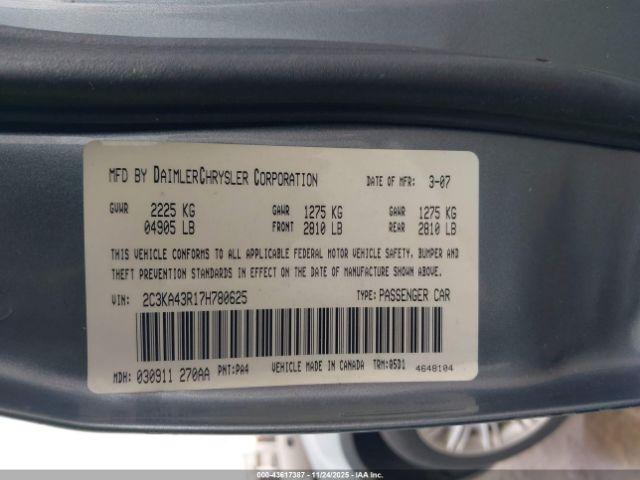 Chrysler 300 Image 6