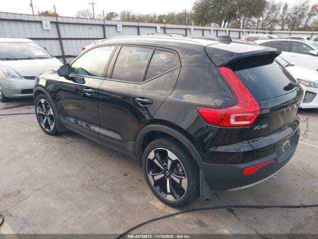 Volvo XC40 T5 Momentum Image 8