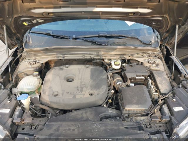 Volvo XC40 T5 Momentum Image 6