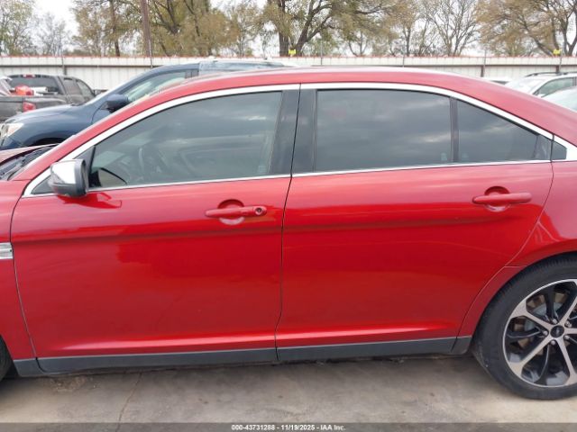 Ford Taurus Limited Image 5