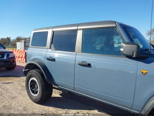 Ford Bronco Badlands Image 12
