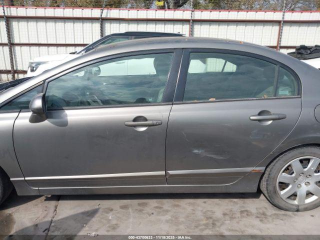 Honda Civic Lx Image 9