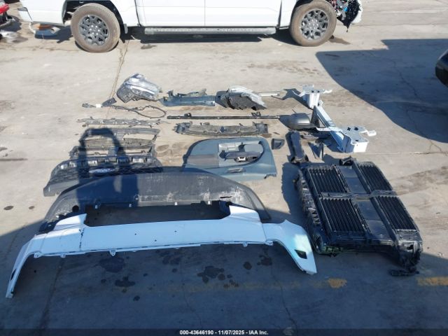 Ford Maverick Xl Image 8