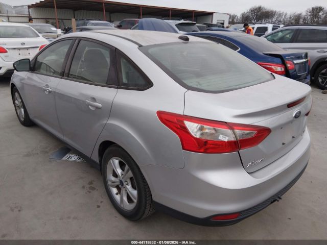 Ford Focus Se Image 10