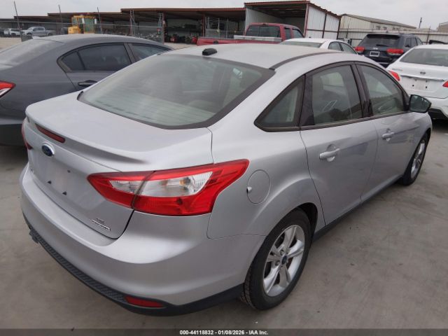 Ford Focus Se Image 9