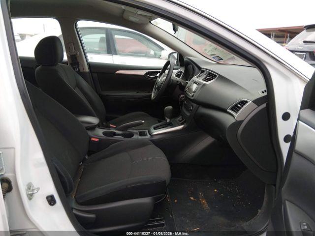 Nissan Sentra S Image 10