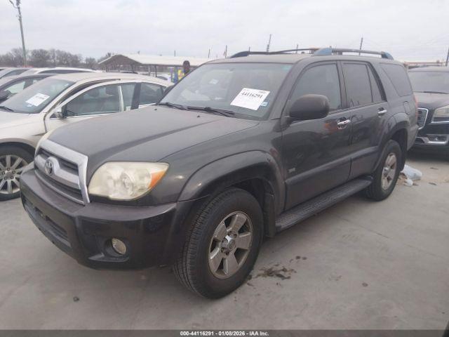 Toyota 4Runner Sr5 V6 Image 13