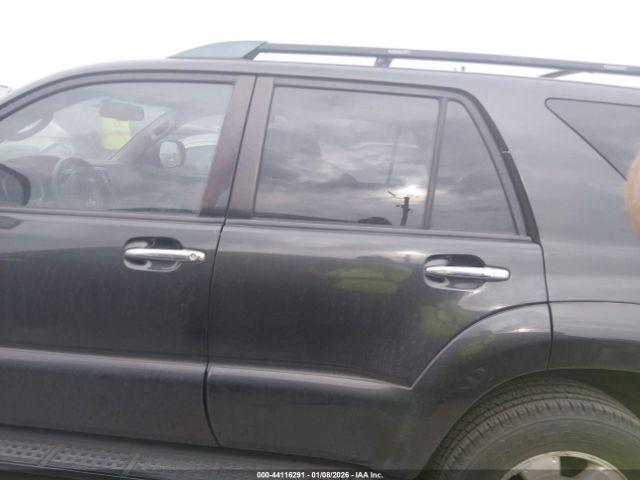 Toyota 4Runner Sr5 V6 Image 10