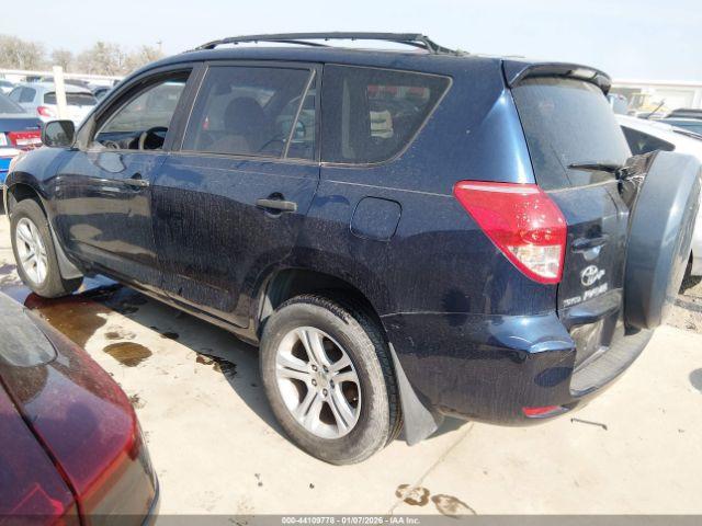 Toyota RAV4 Image 10