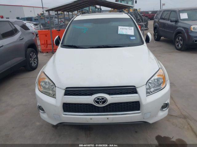 Toyota RAV4 Limited Image 2