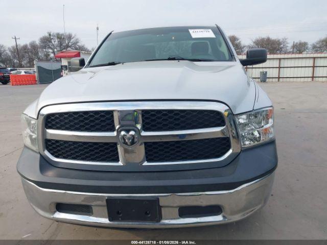 Ram 1500 St Image 9