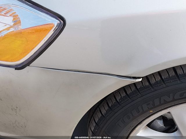 Toyota Avalon Xls Image 2