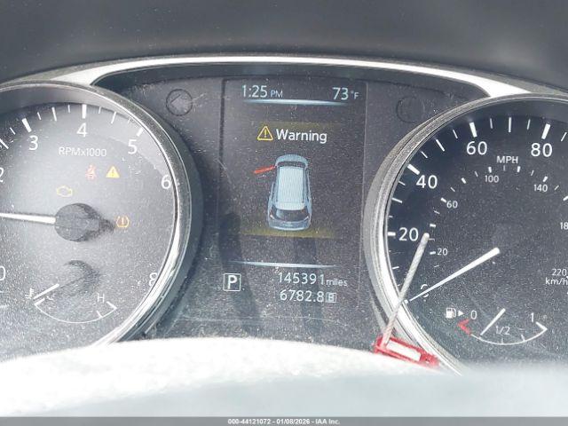 Nissan Rogue Sv Image 2