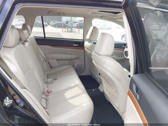 Subaru Outback 2.5i Limited Image 7