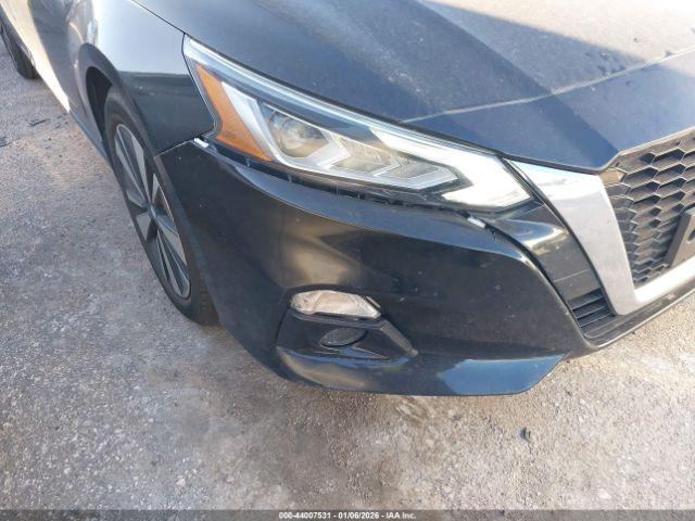 Nissan Altima Sl Fwd Image 17