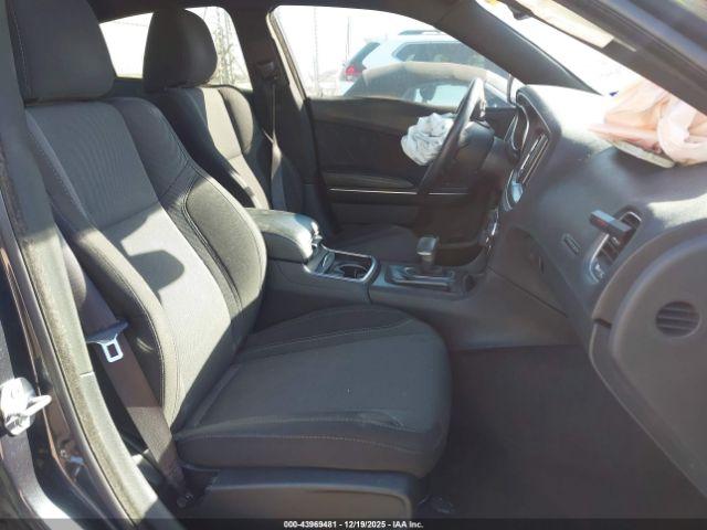 Dodge Charger Sxt Image 3