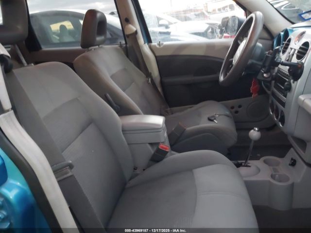 Chrysler PT Cruiser Touring Image 8