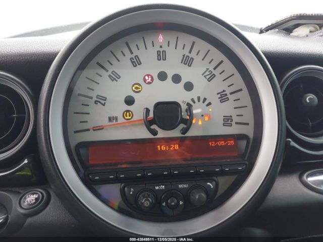 MINI Cooper Image 12