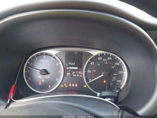 Nissan Kicks S Xtronic Cvt Image 9