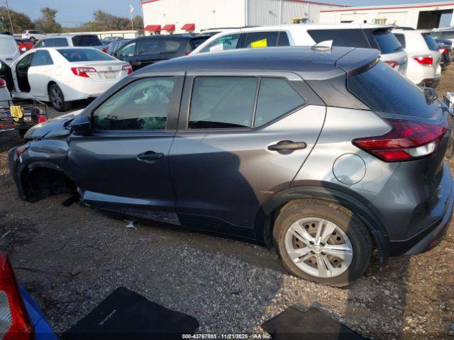 Nissan Kicks S Xtronic Cvt Image 12