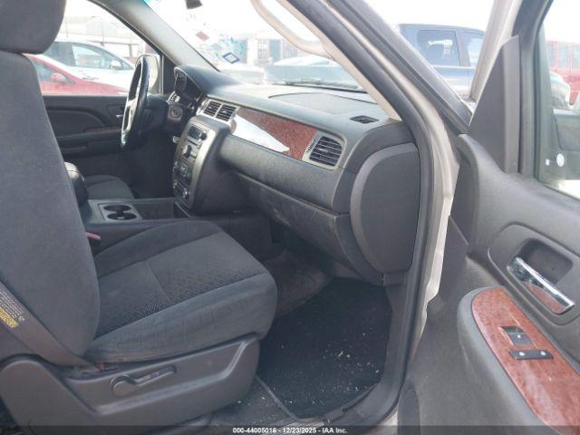 GMC Yukon Sle Image 10