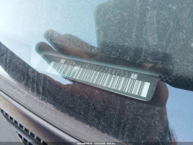 GMC Yukon Sle Image 5