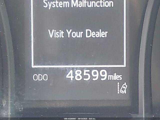 Toyota Camry Se Image 19