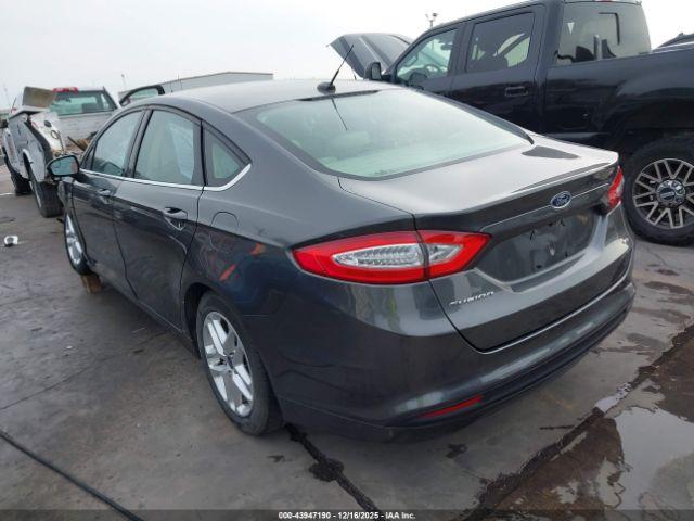 Ford Fusion Se Image 4