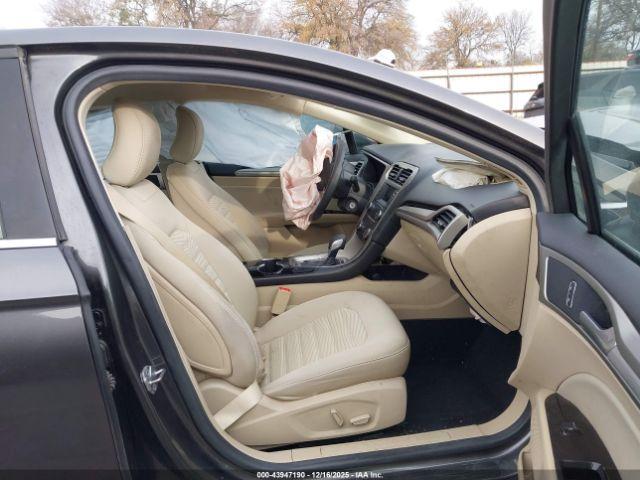 Ford Fusion Se Image 6