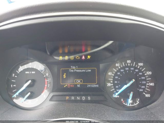 Ford Fusion Se Image 7