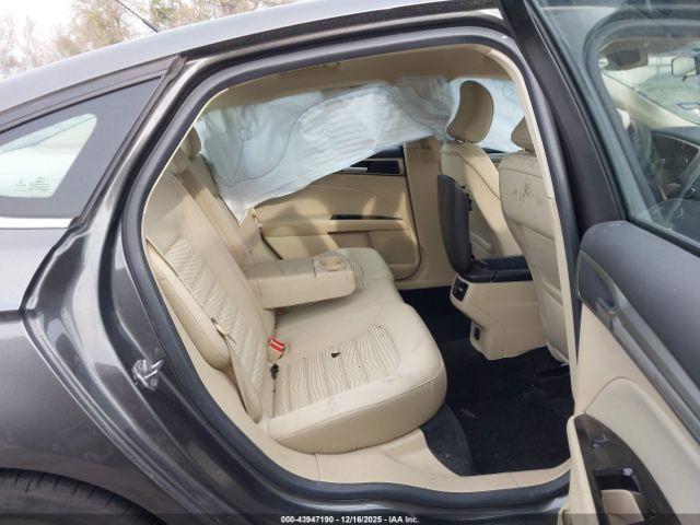 Ford Fusion Se Image 12