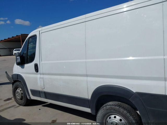 Ram Promaster Low Roof 118 Wb Image 14