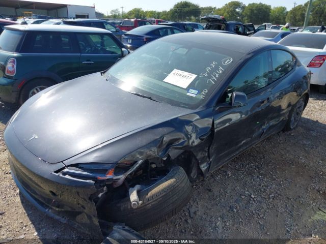 Tesla Model 3 Image 2