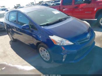  Salvage Toyota Prius v